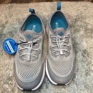 Columbia gray shoes. No tie. Size 8 NEW w/tags